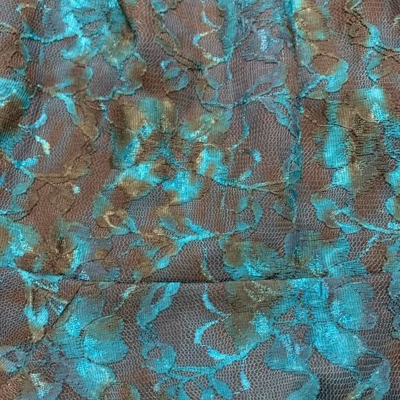 Ann Taylor Teal Burn Out Lace Peplum Top sz M - Picture 2 of 5